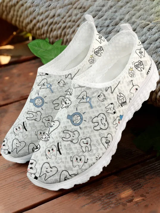 Women Shoes Tennis - Beyaz Karikatür Diş Baskılı File Yüksek