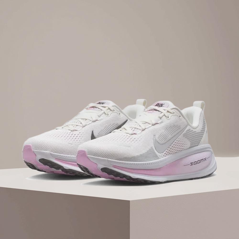 Women Shoes Running Nike - Nike VOMERO 18 Kadınlar için Rahat,